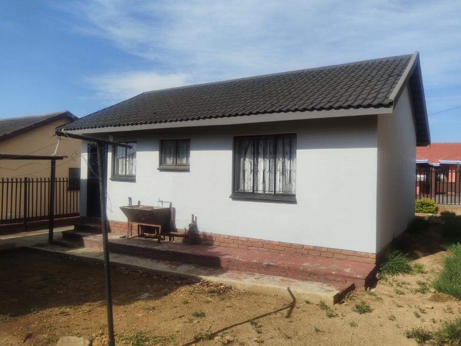 2 Bedroom Property for Sale in Mabopane North West